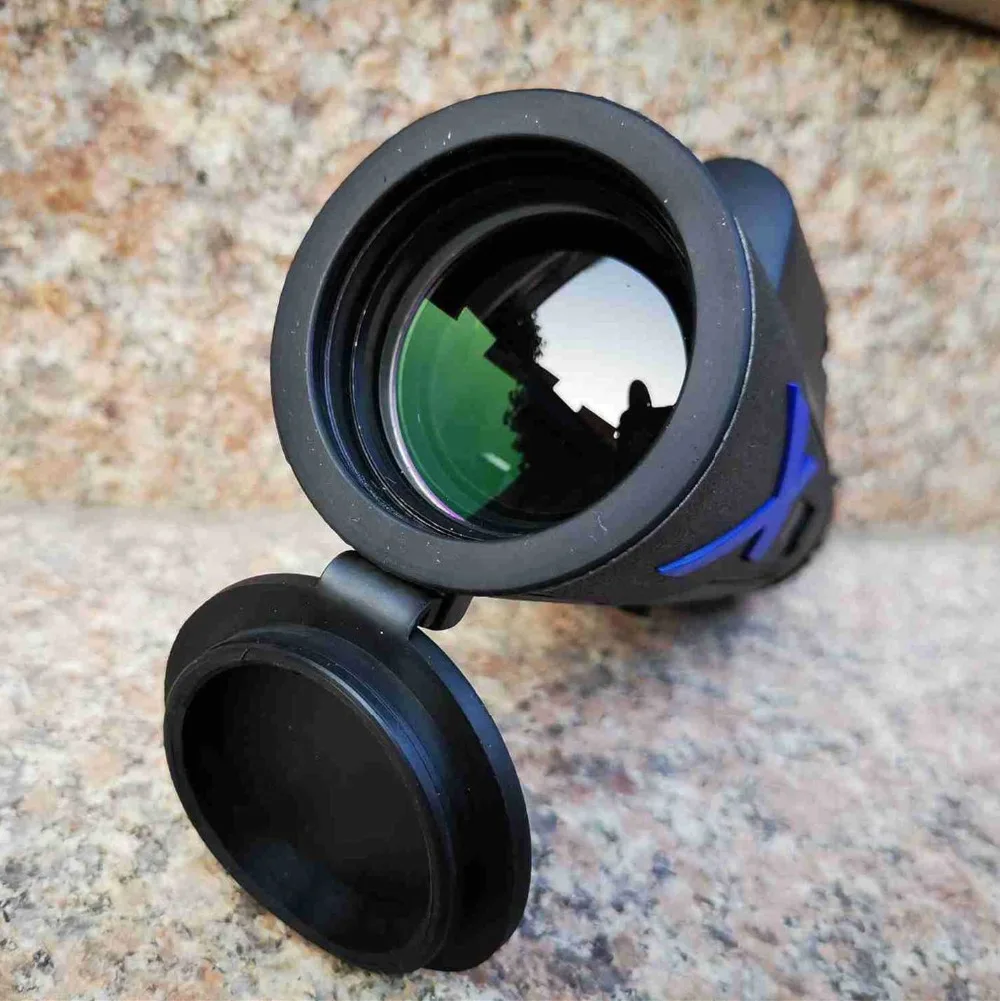 12758271096_374462164_副本