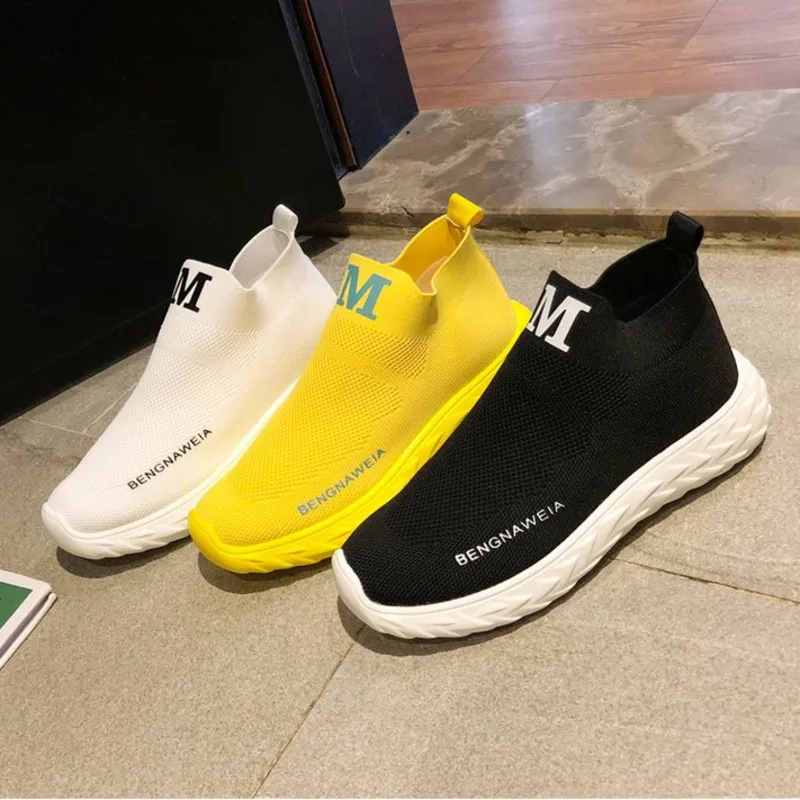 Женские кроссовки без шнуровки на массивном каблуке; дышащая Спортивная обувь для бега из сетчатого материала; прогулочная обувь с высоким берцем; кроссовки на платформе
