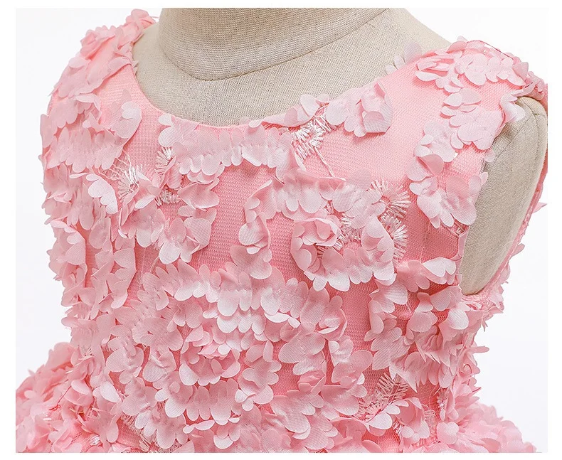 12673589089_638885258