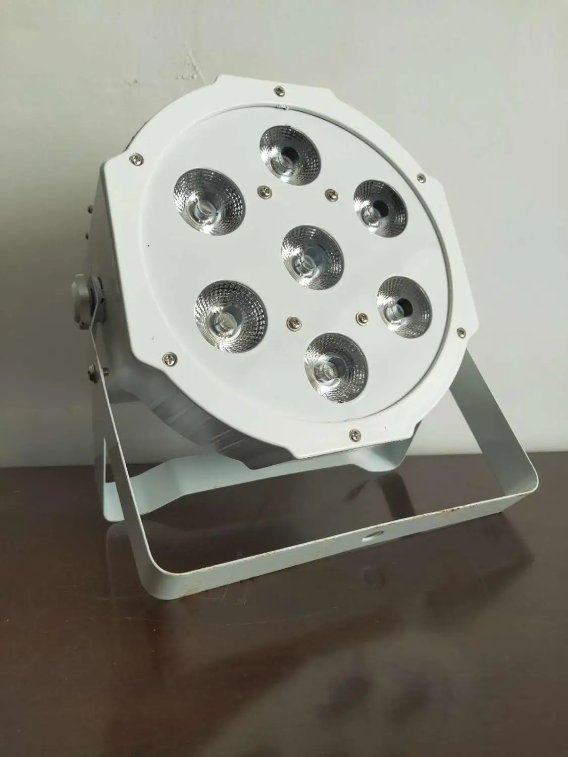 Белый dj мыть свет led par свет 7x12 Вт rgbw 4in1 Светодиодный прожектор сценический плоский Slim led par стробоскоп со вспышкой - Цвет: White color
