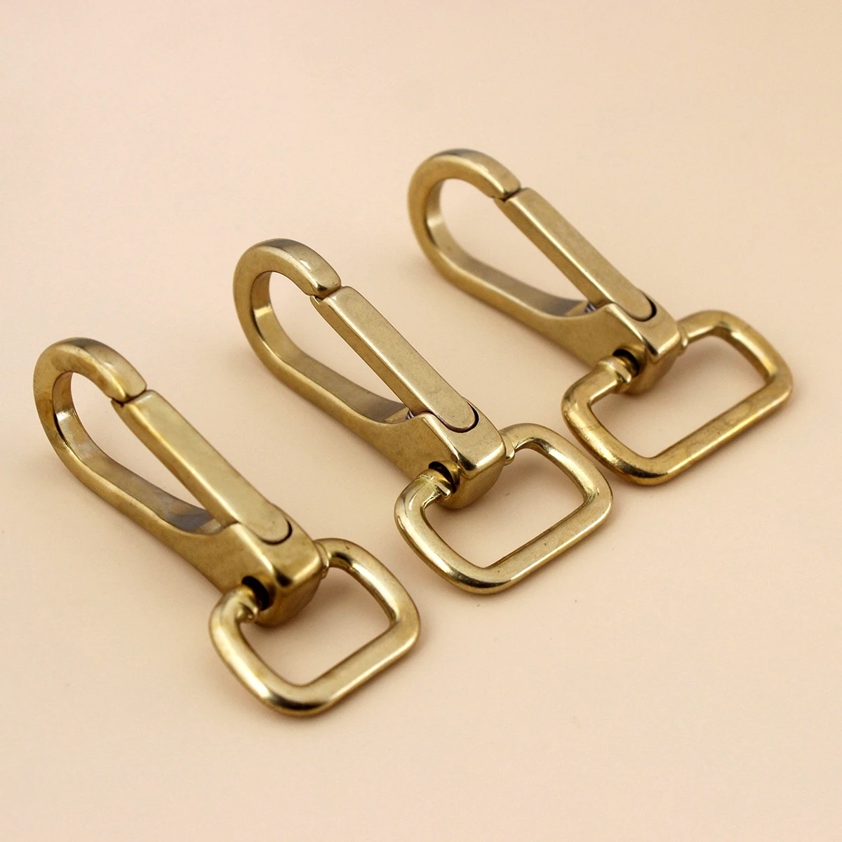 

1 piece Solid brass snap hook swivel eye push gate trigger clasp for Leather Craft bag strap belt webbing pet dog leash clip