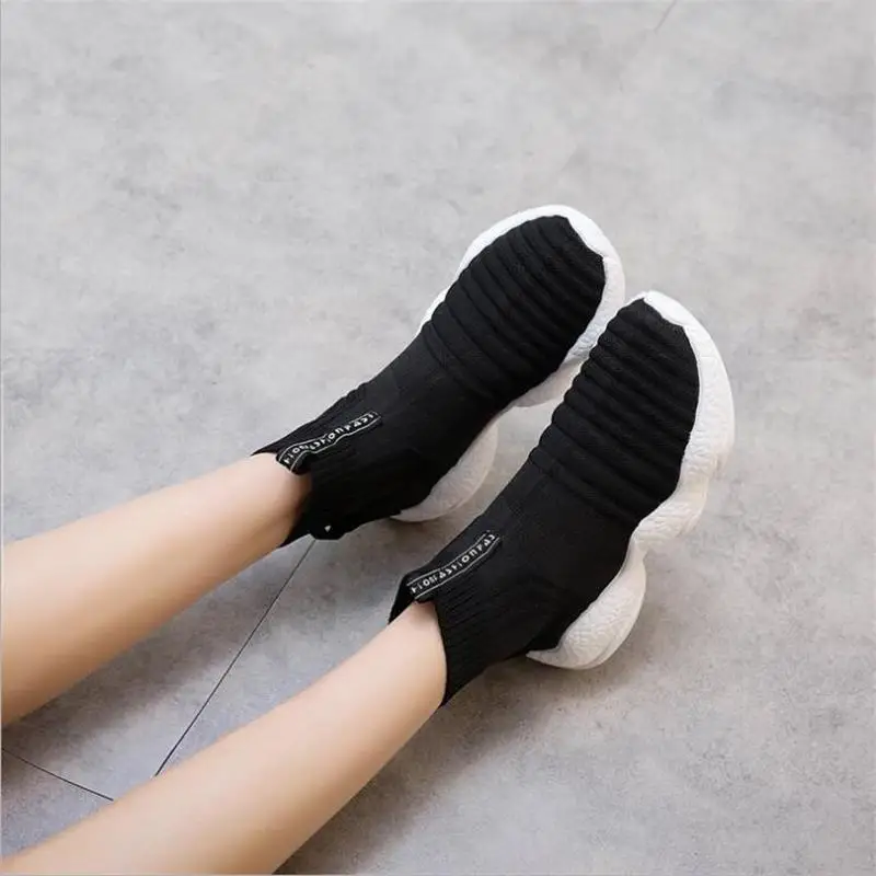 Spring And Autumn New Flying Weaving Youth Trend Comfortable Breathable Round Head Solid Color Women's High-top Sneakers