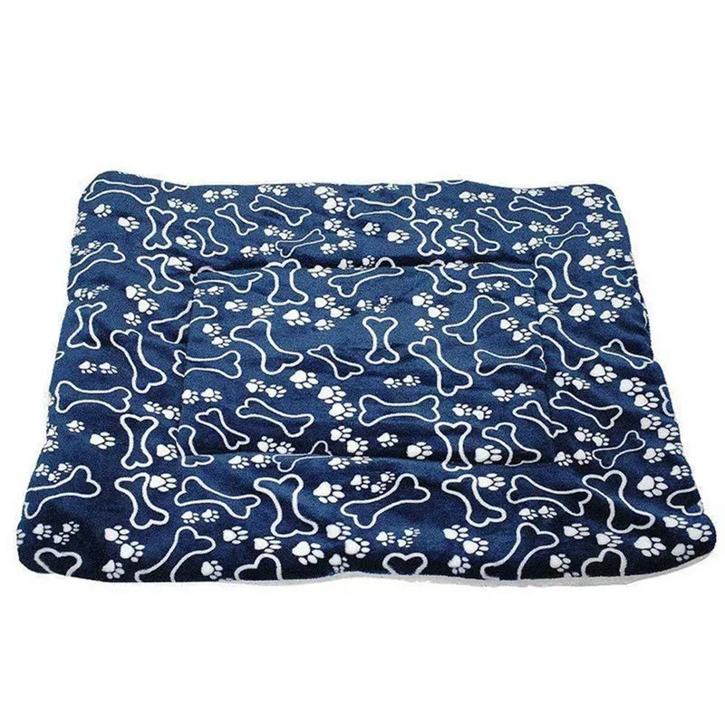 Hot Large Soft Warm Dog Cat Pet Mat Bed Pad Self Heating Rug Thermal Washable Pillow - Цвет: A
