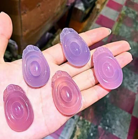 Натуральный розовый желанный халцедон Агат Кулон