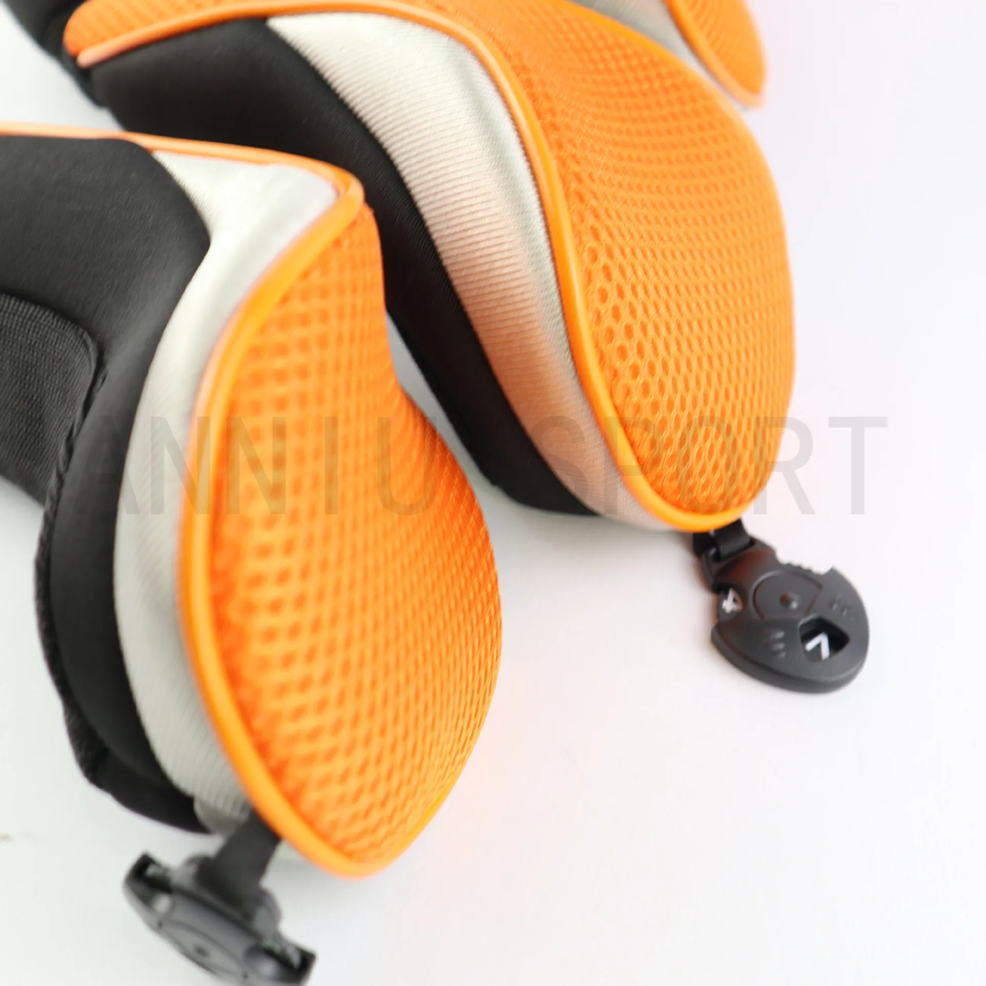 Manufacturers Direct Selling Cross Border Electricity Supplier Golf Club Sleeve Head Covers Protective Case Mesh 135 Three Bottl