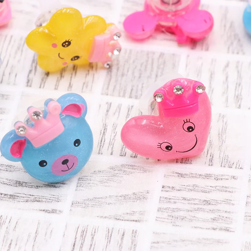 2019 New Fluorescent Ring Light Glow In The Dark Kids Toy Flash Glowing Toy LED Stars Shine In The Dark Toys Party Childs Gift