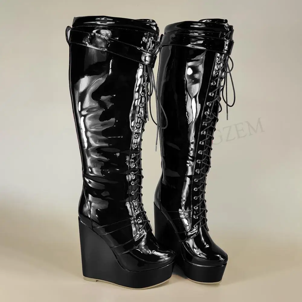 【✩】グラマラスな雰囲気の女性用ブーツ。 楽天市場】demonia デモニア サイバー 厚底 ブーツ 厚底