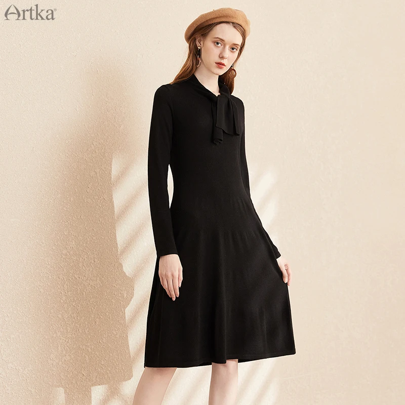 

ARTKA 2020 Autumn New Women Dress Elegant Soft Wool Knitted Sweater Dress Pullover Long Sleeve Black Knitted Dresses LB25004D