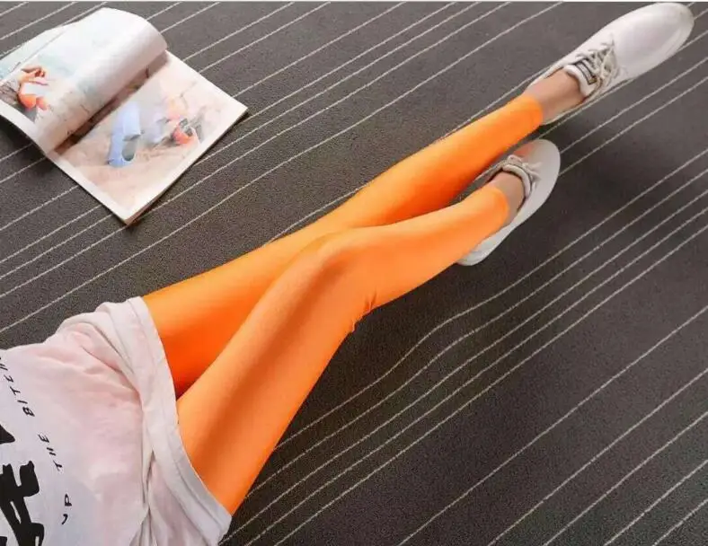 orange Яркие цвета, модные флуоресцентные леггинсы для женщин, блестящие повседневные штаны, леггинсы для женщин, вельветовые леггинсы, штаны для девочек - Цвет: orange