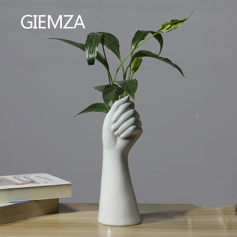 Керамическая белая ваза GIEMZA Hands декоративный блендер без растений 1 шт. подставка