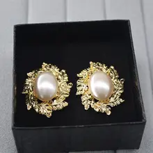 1 пара винтажные барочные крупный искусственный жемчуг серьги-гвоздики Золотые листья преувеличенные свисающие для женщин модные очаровательные индийские ювелирные изделия