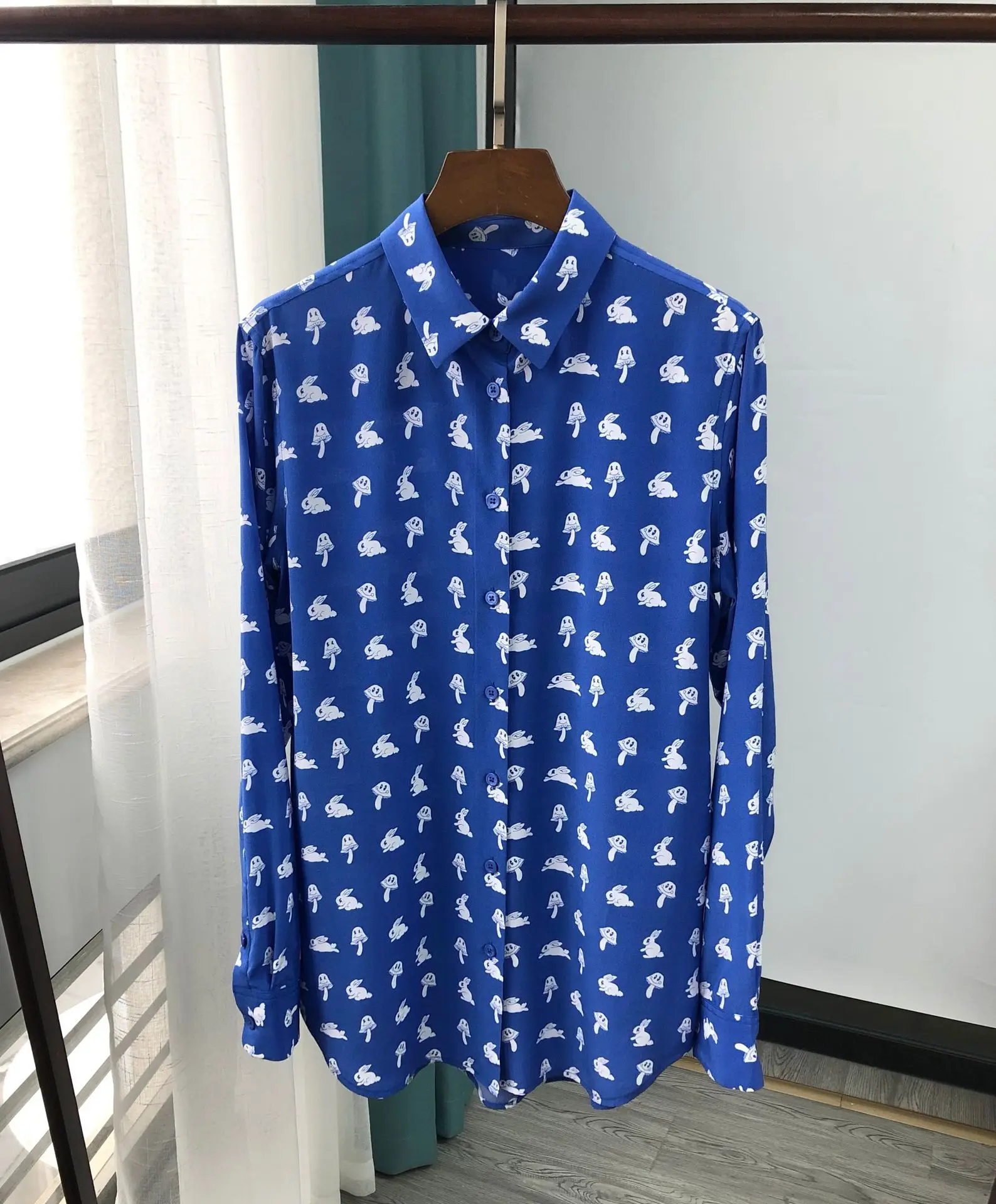 Женская рубашка с милым принтом 100% шелк синие женские блузки длинным рукавом |