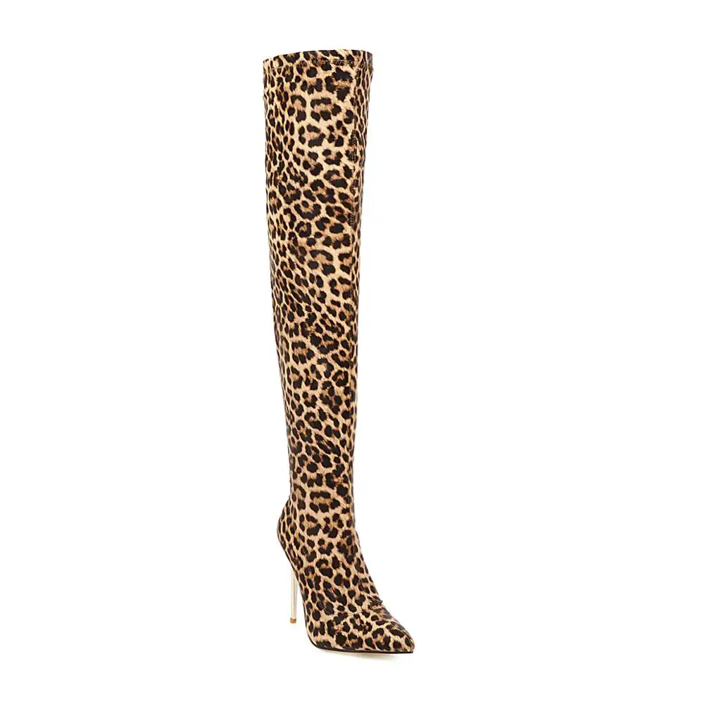 Оригинальное предназначение; пикантные леопардовые ботфорты выше колена; женские черные сапоги до бедра; Очаровательная обувь на высоком тонком металлическом каблуке с острым носком - Цвет: EF7868 Leopard