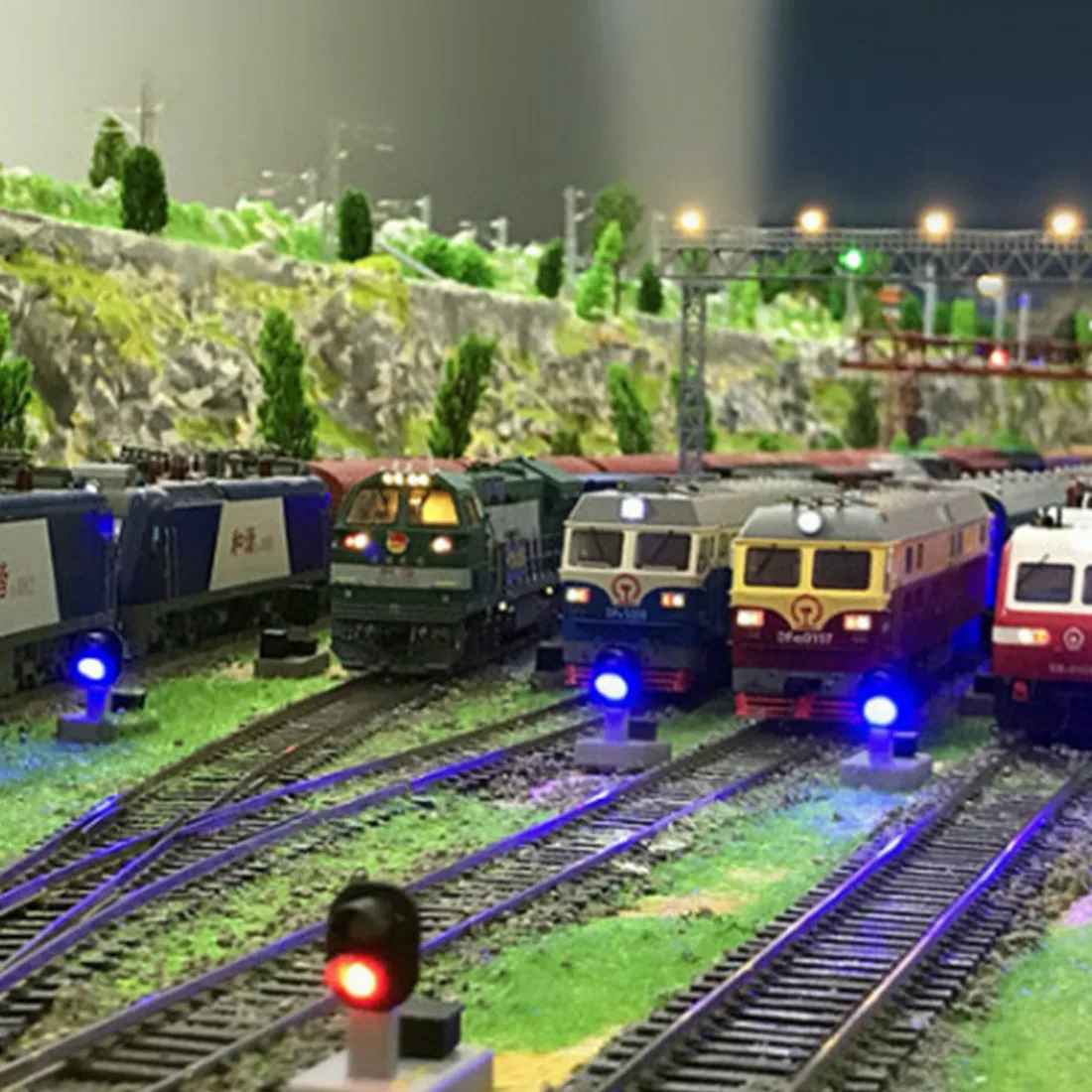 1:87 HO Scale 2 светильник дорожный песочный Настольный с высоким сигналом (включая