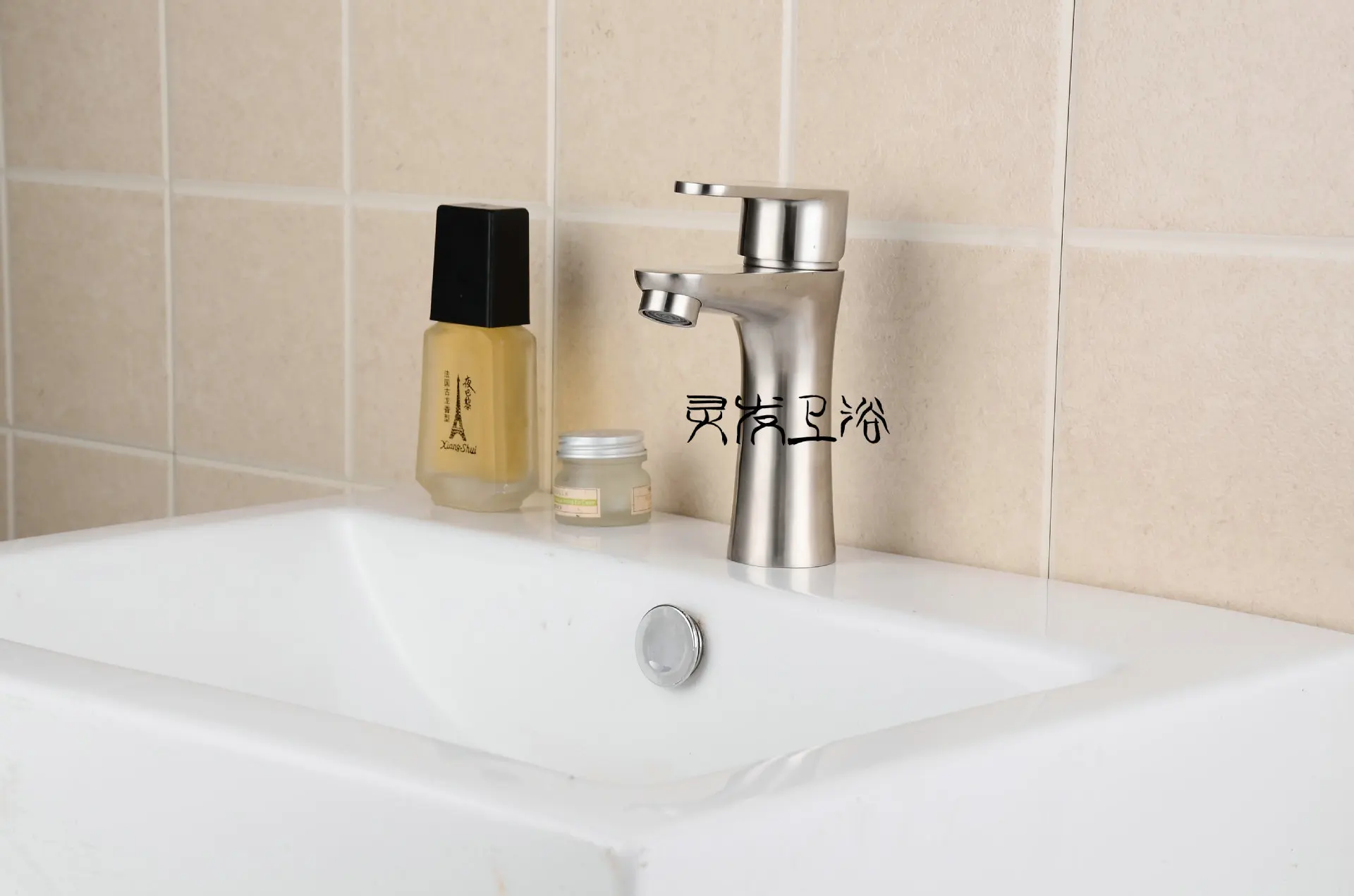 

Stainless Steel Sanitary Ware Sink Faucet Stainless Steel Basin Wash Basin Faucet Production