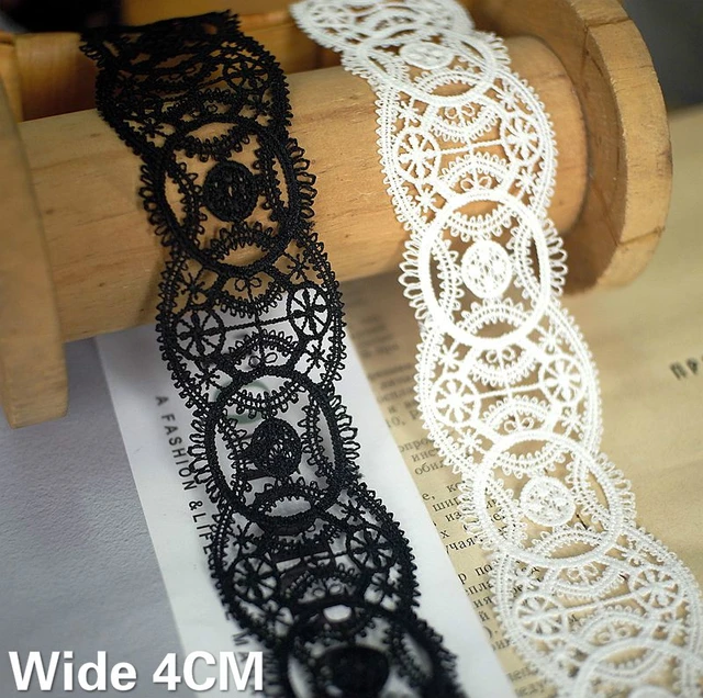 GUIPURE LACE COLLAR - Black