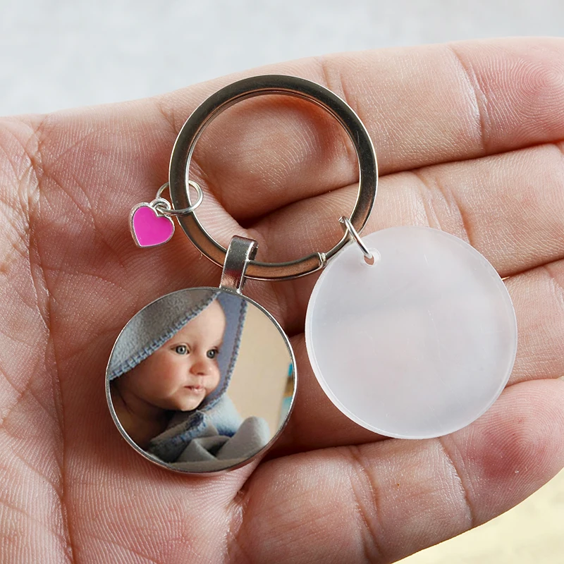 

3cm Blank CD And Personalized Photo Pendant. Customized Keychain For Your Baby A Favorite Gift For Family Members