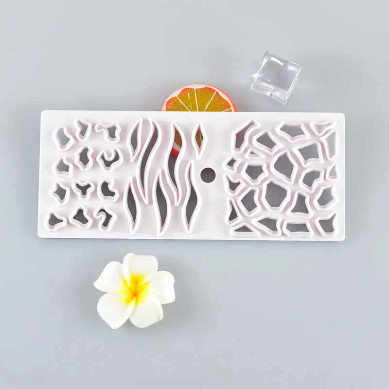 Fondant Mold Bakery Plastic Tool Cake Mould Animal Decorative Patte Place of Origin Supply of Goods