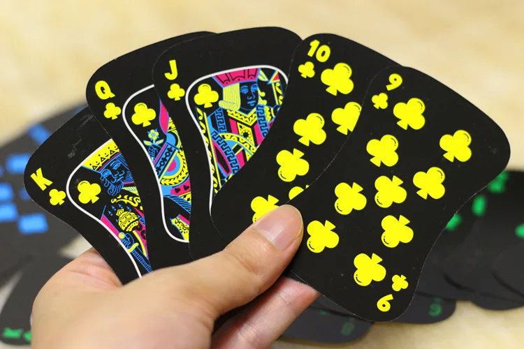 Texas Hold'em креативный светящийся покер флуоресцентный покер KTV бар общежития Покер игры на открытом воздухе аксессуары для путешествий карточная игра