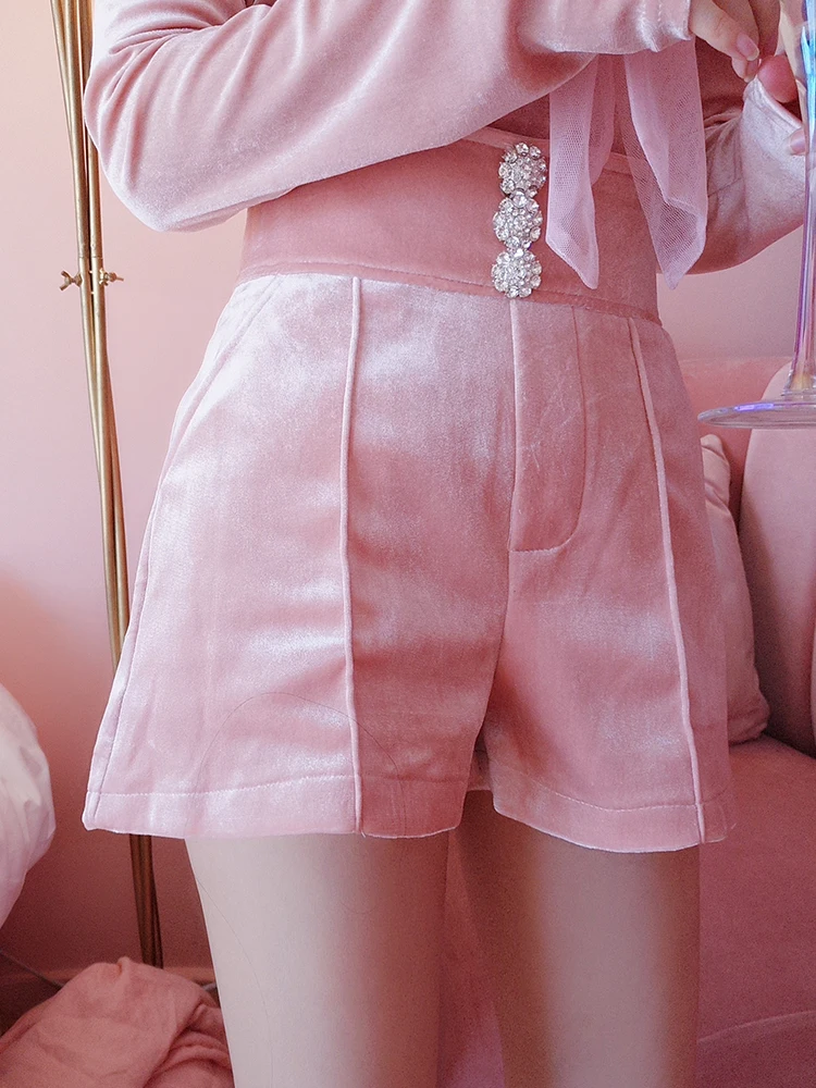 pink shorts Розовые теплые мягкие бархатные шорты с карманами на молнии сбоку, новинка, женские повседневные шорты с бриллиантовой пряжкой и высокой талией - Цвет: pink shorts