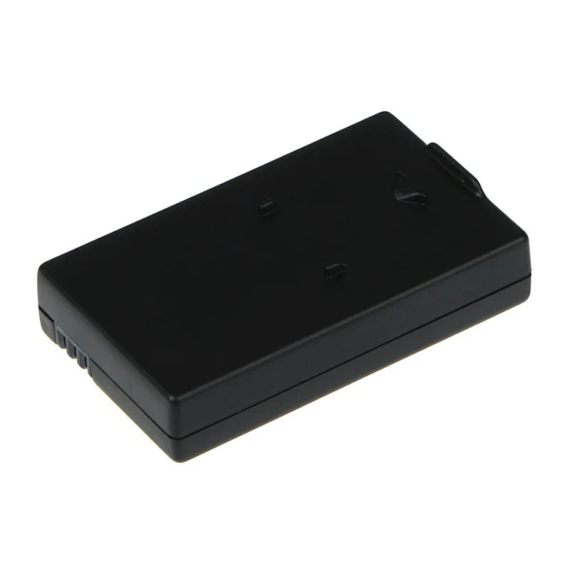 Batterie drone rechargeable violette en gros plan, montrant les connecteurs et la finition mate.