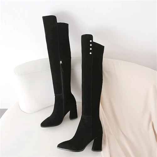 Пикантные сапоги с острым носком; женские зимние сапоги выше колена на высоком каблуке 8 см; модные теплые замшевые сапоги черного цвета; LDI12 muyisxi - Цвет: black short plush