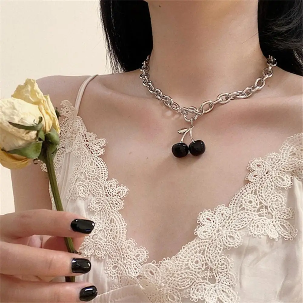 Vintage necklace with black cherry resin pendant for lady and girl OT buckle link fruit jewelry gift | Украшения и аксессуары