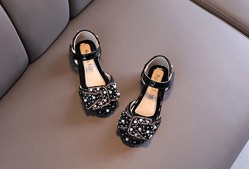 New Girls Princess Shoes Childrens Leather Pearl Rhinestones Shining Shoes Baby Kids Shoes For Party and Wedding Spring Summer leather girl in boots