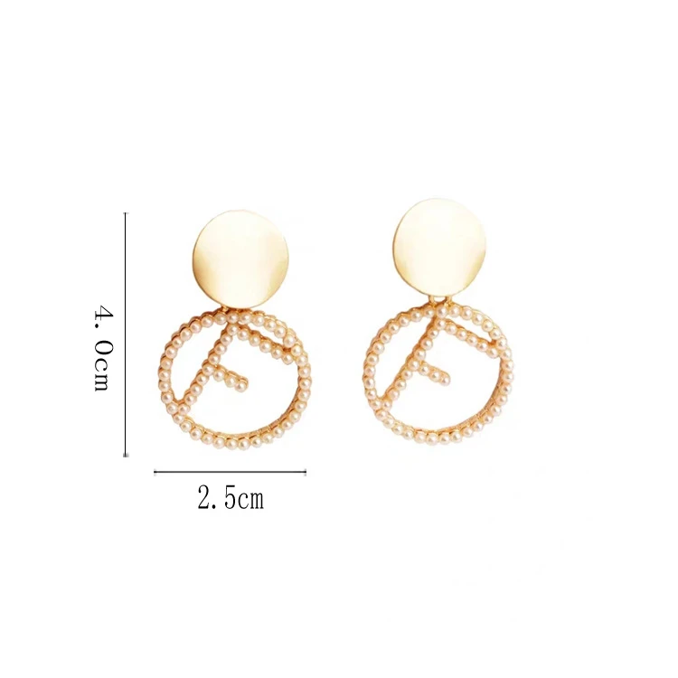 В стиле «Джокер» металический текстура, простые геометрические серьги в форме темперамент с надписью beautiful жемчужная Сережка-шип для женщин