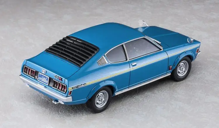1/24 GTO 2000GSR со спортивным козырьком 20408