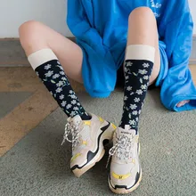 Модные длинные гольфы с цветочным принтом; женские теплые хлопковые носки; женские забавные носки в Корейском стиле; уличная школьная одежда; calcetines
