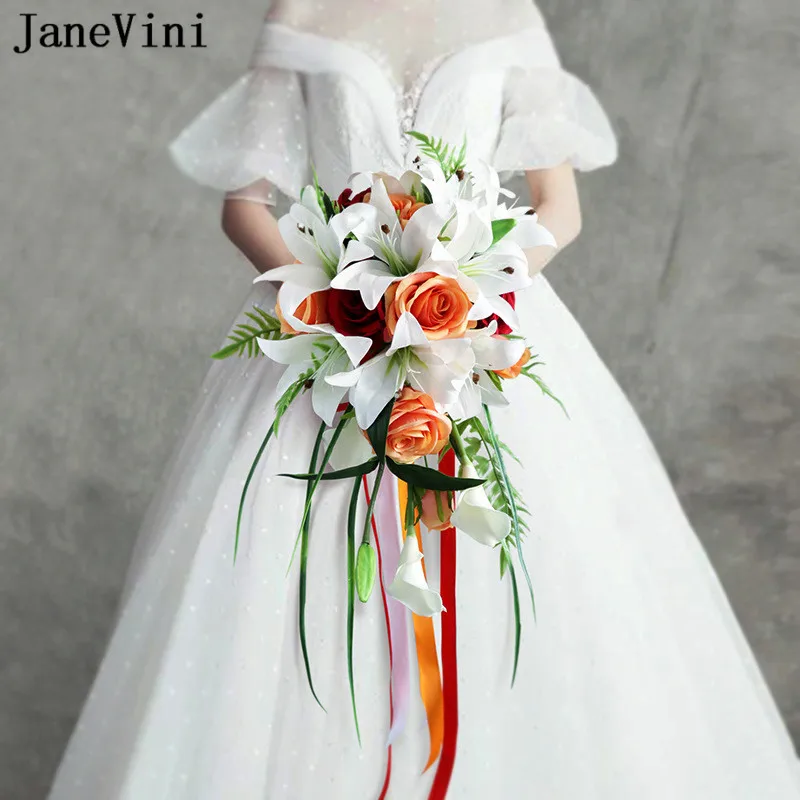 JaneVini Elegante Orange Rose Wasserfall Hochzeit Bouquet Künstliche Weiße Lilie Braut Blumenstrauß Blumen Halten Kunstbloemen Boeket