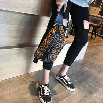 

Winter PU leather bag women 2020 new ins Korean fashion casual leopard chest bag simple wild retro wide shoulder belt waist bag