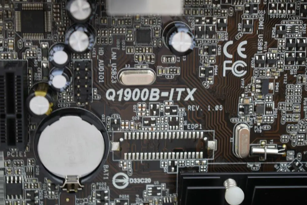 Для ASRock Q1900B-ITX Mini-ITX оригинальная б/у материнская плата