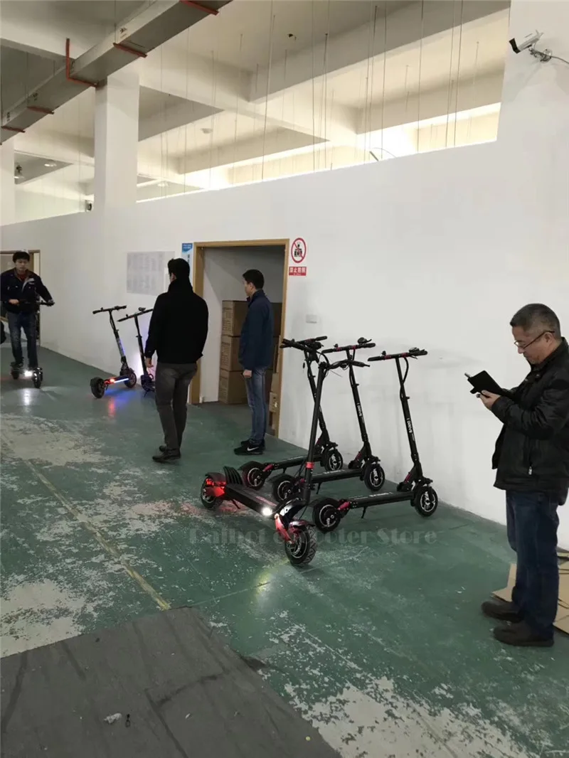 Daibot Off Road Electric Scooter 2 Wheel Electric Scooters Double Drive 1000W 10 inch 52V 65KMH Adult Electric Kick Scooter (24)