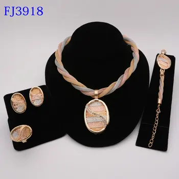 

New Dubai Gold Jewelry Necklace Jewelry Sets Hollow Design Ladies Earrings Bracelet Ring Bride Wedding Jewelry Gift