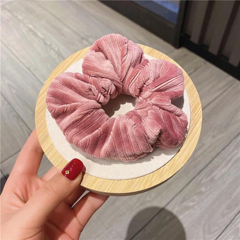 12921533899_1889205463