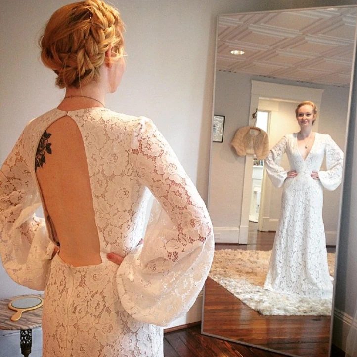 Bladerdeeg Lange Mouwen Lace Sexy Backless Diepe V-hals 2018 Nieuwe Hot A-lijn Vestido De Noiva Robe De Mariage Moeder Van de Bruid Jurken Bladerdeeg Lange Mouwen Lace Sexy Backless Diepe V-hals 2018 Nieuwe Hot A-lijn Vestido De Noiva Robe De Mariage Moeder Van de Bruid Jurken