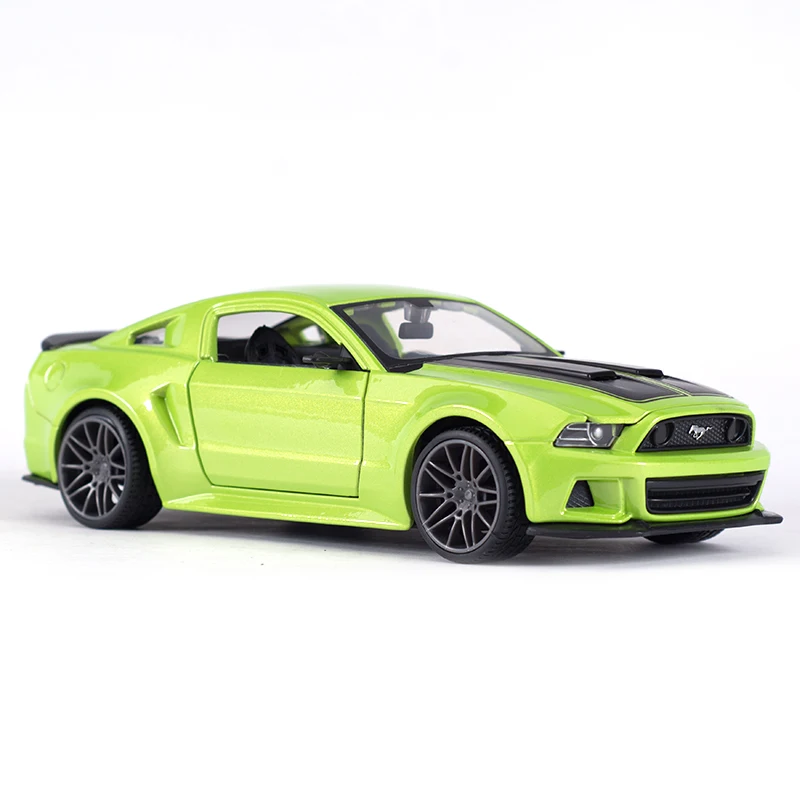 Maisto 1:24 2014 Ford Mustang Street Racer Sports Car Static Die Cast Vehicles Collectible Model Car Toys 6