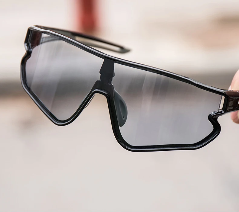 CATEYE Cycling Polarized/Photochromic Sports Glasses Bicycle 100% UV400 Glasses lightweight with Myopic lens