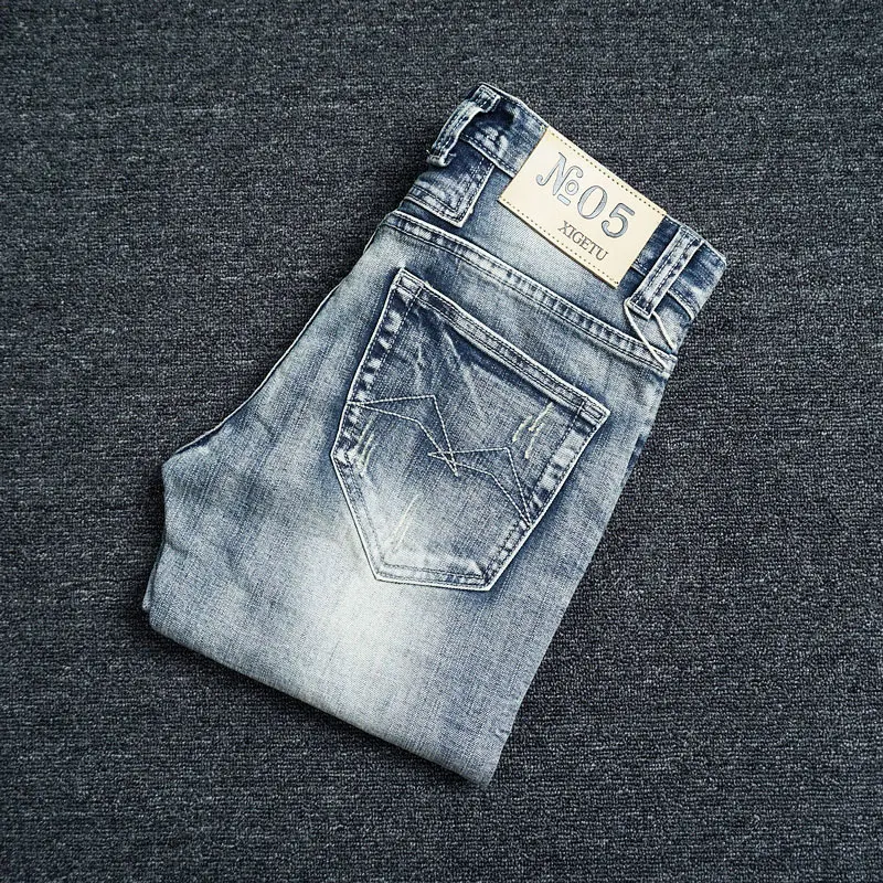 

Italian Vintage Fashion Men Jeans Retro Light Blue Slim Fit Ripped Jeans Men Top Quality Streetwear Hip Hop Designer Jeans Homme