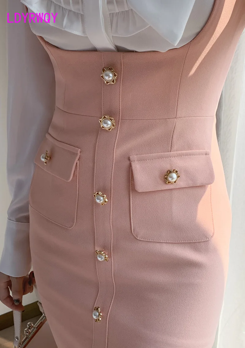 Осенне-зимнее милое красивое платье Модная розовая юбка на лямках с оборками и карманами два комплекта офисная длина до колена