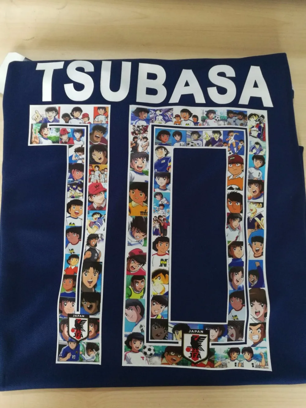 В комплекте; футболка+ шорты; капитан Tsubasa JFA Футбол Костюмы комплекты № 10 Tsubasa озоре Косплэй Джерси для взрослых