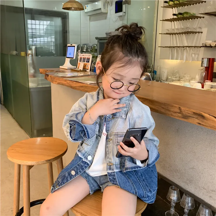 11451358075_1576080181