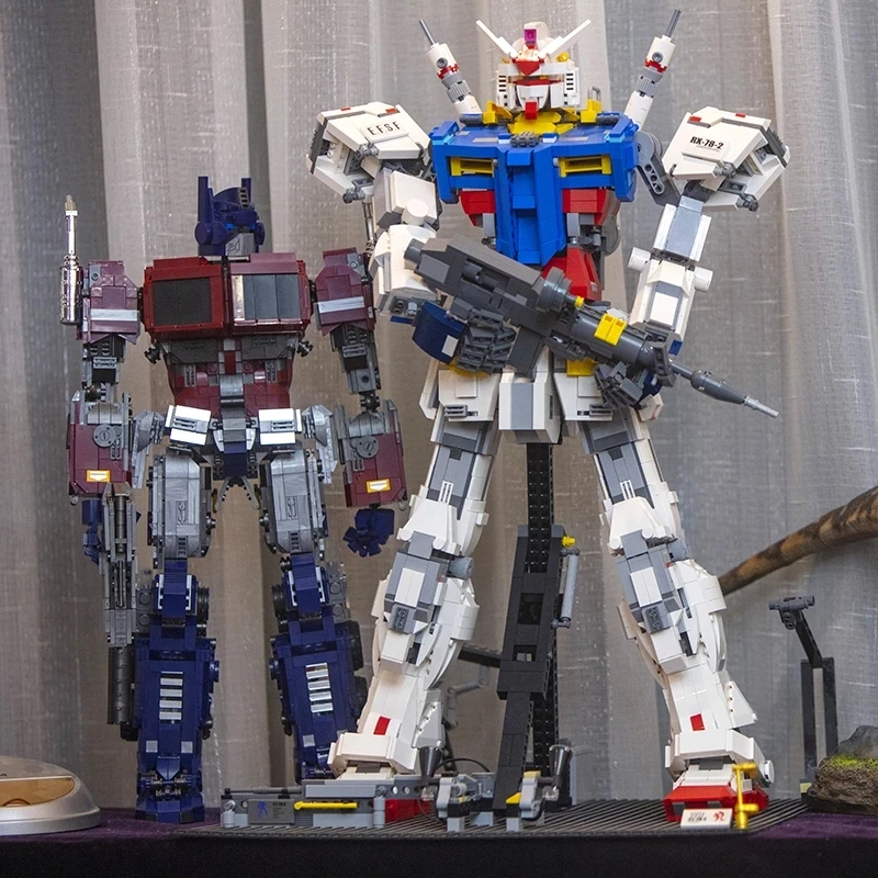 В наличии Gundam Hornet робот-трансформер Prime Soud Boys волнистые строительные блоки идеи