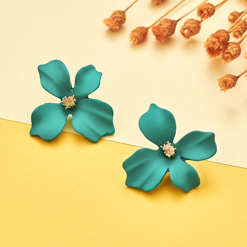 SHUANGR Sweet Jewelry Spray Paint Stud Earrings Flower Earrings Statement Trendy Brincos Gift for Girls Gift Pendientes