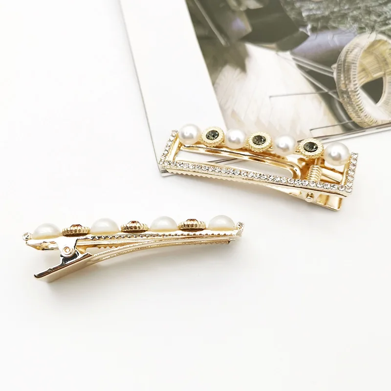 

Pearl Rhinestone Square Hairpin Ladies Adult Temperament Bangs Barrettes Duckbill Side Clip