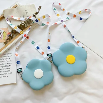 

Flower Shaped Silicone Crossbody Bag Women Girls Cute Purse Parent-child Small Shoulder Messenger Money Handbag Pouch