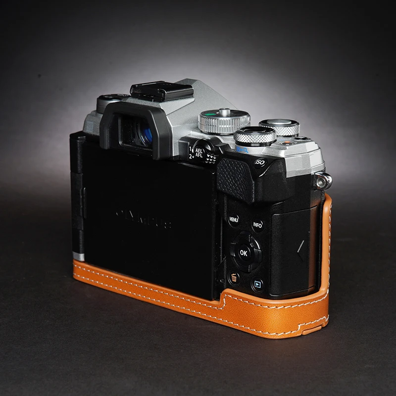 Taiwan TP leather Olympus EM5 Mark III camera bag