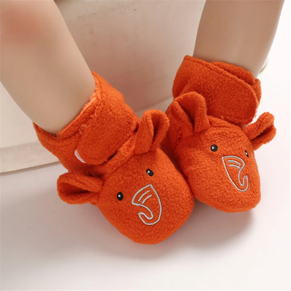 Новинка года; теплые ботинки для маленьких девочек зимняя обувь для новорожденных теплые детские сапоги в горошек; бархатная детская обувь; 0-12 месяцев; Лидер продаж